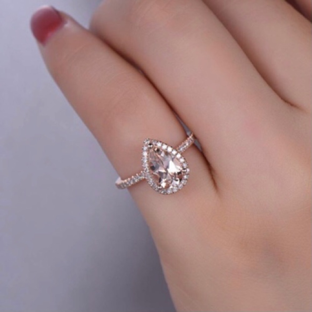 ⚡️ Rose Gold Natural Morganite Diamond Halo Ring